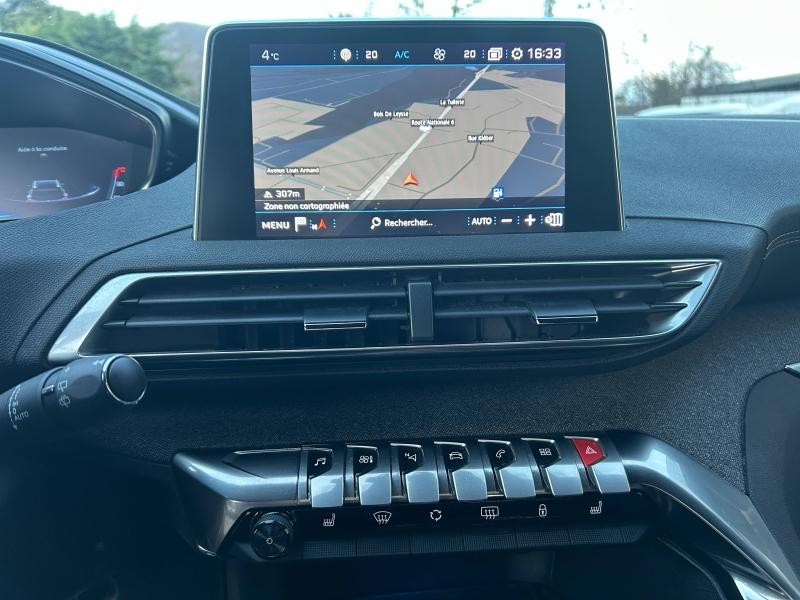 Photo 13 de l’annonce de PEUGEOT 3008 d’occasion à vendre à CHAMBERY