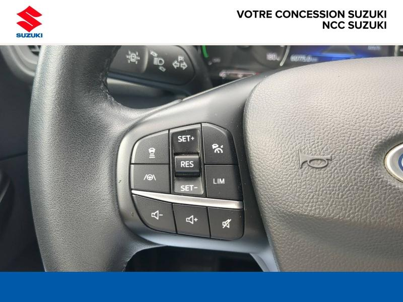 Photo 12 de l’annonce de FORD Kuga d’occasion à vendre à BELLERIVE-SUR-ALLIER