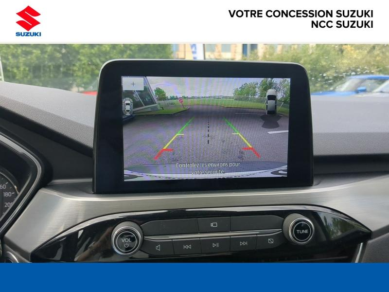 Photo 15 de l’annonce de FORD Kuga d’occasion à vendre à BELLERIVE-SUR-ALLIER