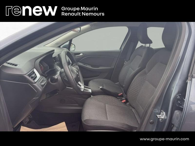 Photo 16 de l’annonce de RENAULT Clio d’occasion à vendre à SAINT PIERRE LES NEMOURS