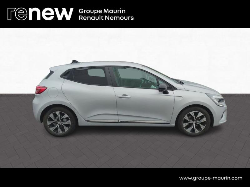 Photo 4 de l’annonce de RENAULT Clio d’occasion à vendre à SAINT PIERRE LES NEMOURS