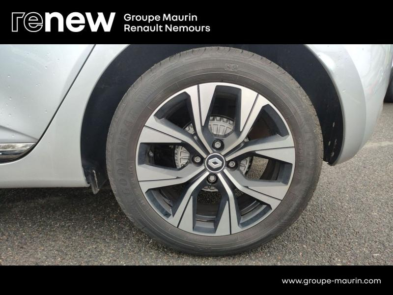 Photo 9 de l’annonce de RENAULT Clio d’occasion à vendre à SAINT PIERRE LES NEMOURS