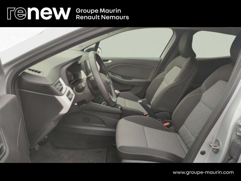 Photo 14 de l’annonce de RENAULT Clio d’occasion à vendre à SAINT PIERRE LES NEMOURS