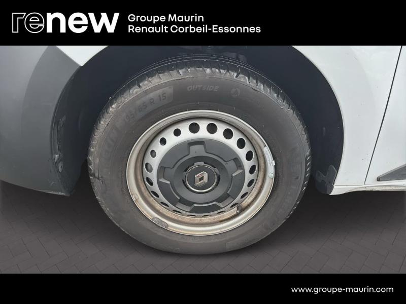 Photo 9 de l’annonce de RENAULT Kangoo Van d’occasion à vendre à CORBEIL-ESSONNES