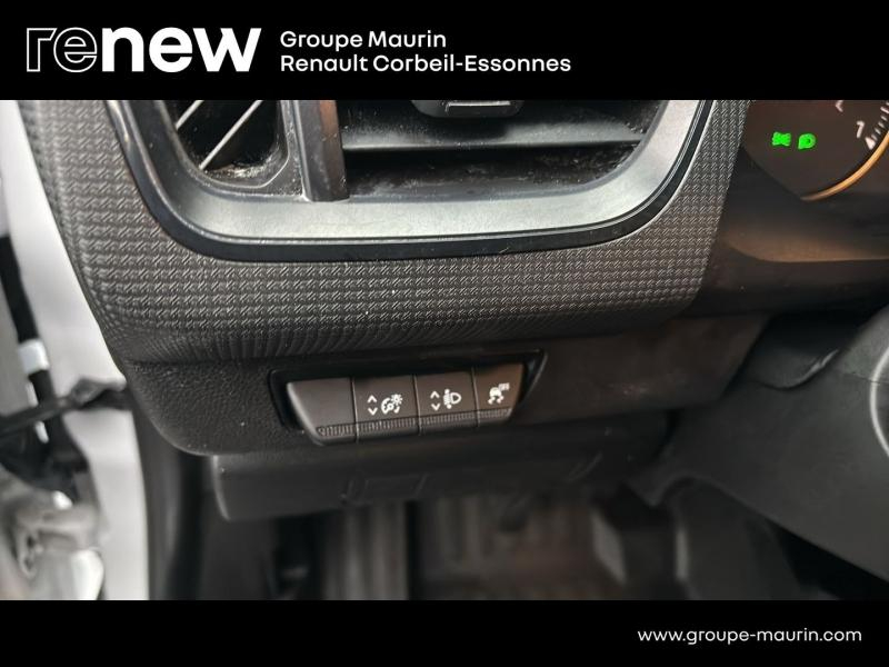 Photo 13 de l’annonce de RENAULT Kangoo Van d’occasion à vendre à CORBEIL-ESSONNES