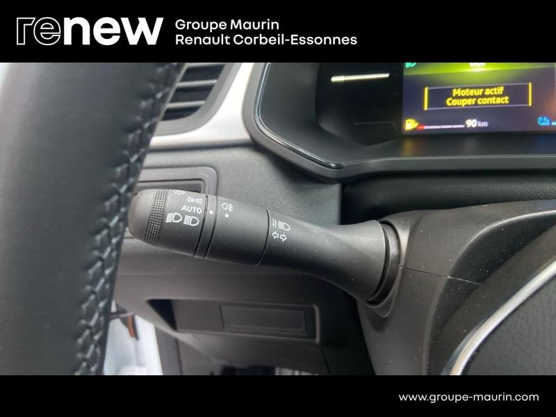 Photo 12 de l’annonce de RENAULT Captur d’occasion à vendre à CORBEIL-ESSONNES