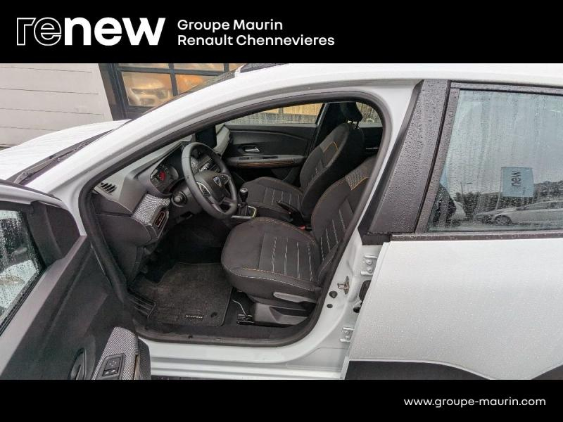 Photo 10 de l’annonce de DACIA Sandero d’occasion à vendre à CHENNEVIÈRES-SUR-MARNE