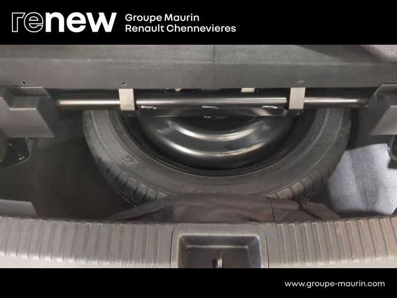 Photo 15 de l’annonce de RENAULT Espace d’occasion à vendre à CHENNEVIÈRES-SUR-MARNE