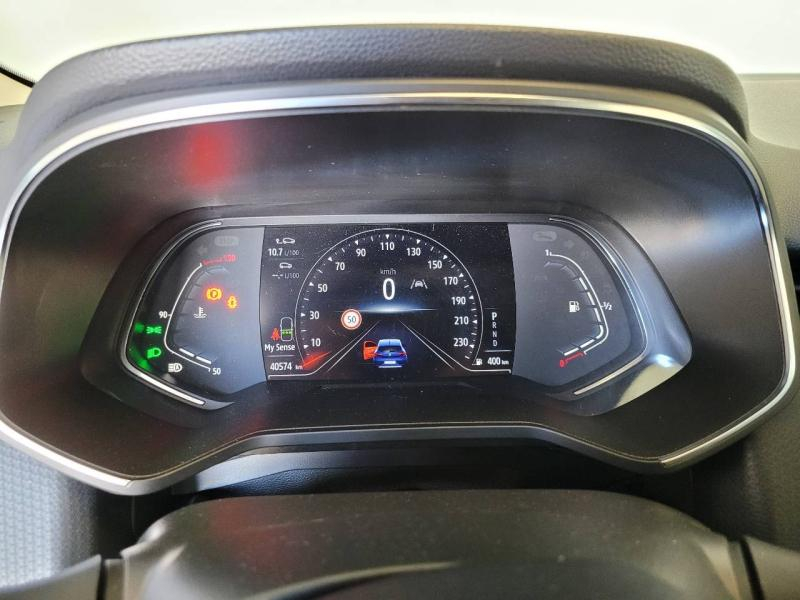 Photo 8 de l’annonce de RENAULT Clio d’occasion à vendre à CHENNEVIÈRES-SUR-MARNE