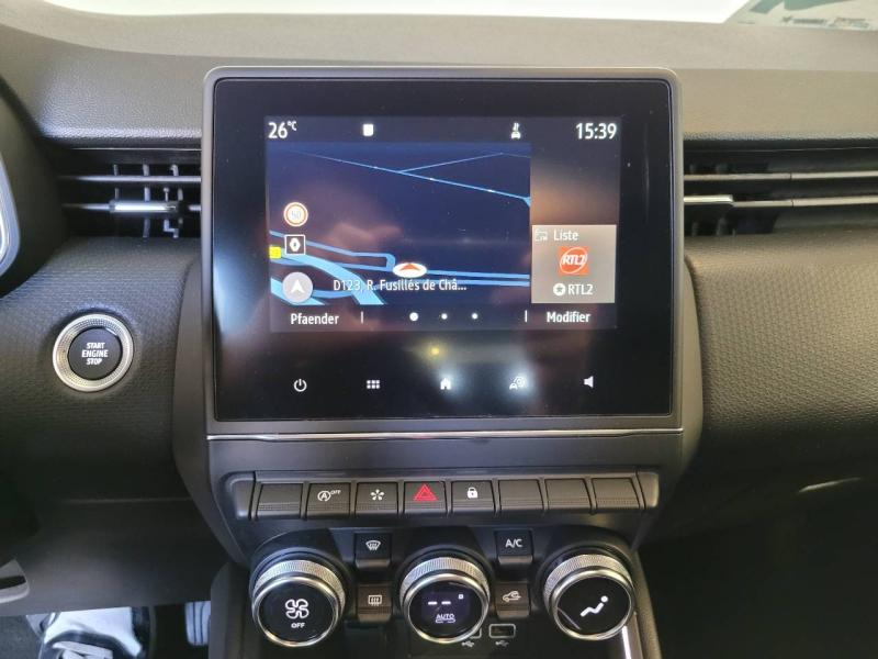 Photo 11 de l’annonce de RENAULT Clio d’occasion à vendre à CHENNEVIÈRES-SUR-MARNE