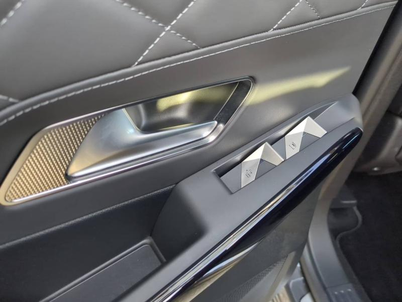 Photo 14 de l’annonce de DS DS 7 Crossback d’occasion à vendre à ARLES