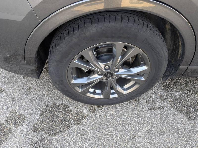 Photo 12 de l’annonce de FORD Kuga d’occasion à vendre à MARSEILLE