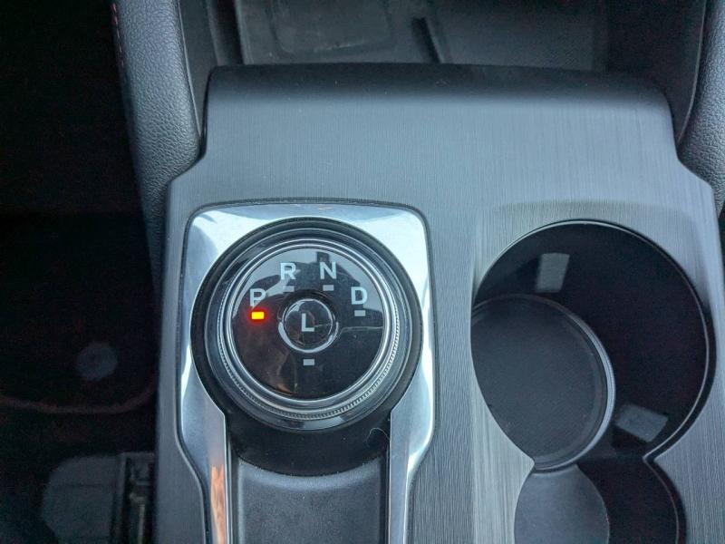 Photo 20 de l’annonce de FORD Kuga d’occasion à vendre à MARSEILLE