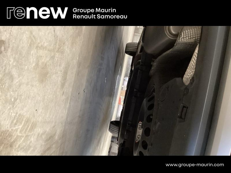 Photo 13 de l’annonce de RENAULT Grand Scenic d’occasion à vendre à SAMOREAU