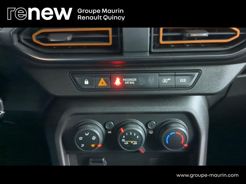 Photo 18 de l’annonce de DACIA Sandero d’occasion à vendre à QUINCY-SOUS-SÉNART