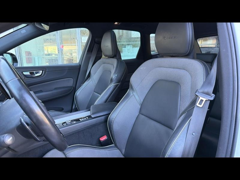 Photo 5 de l’annonce de VOLVO XC60 d’occasion à vendre à AIX-EN-PROVENCE