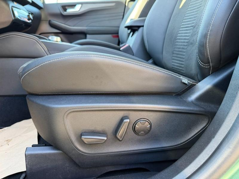 Photo 20 de l’annonce de FORD Kuga d’occasion à vendre à GRENOBLE