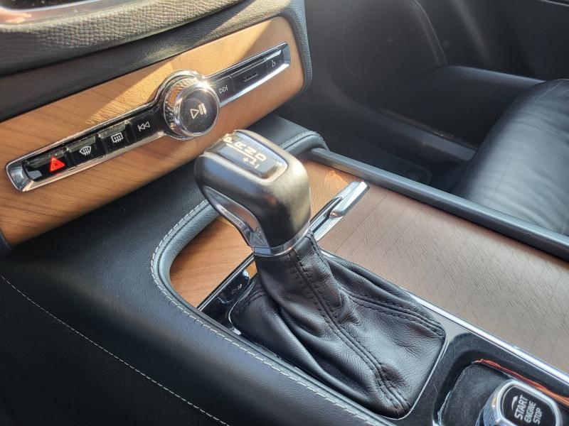 Photo 4 de l’annonce de VOLVO XC90 d’occasion à vendre à ANNECY