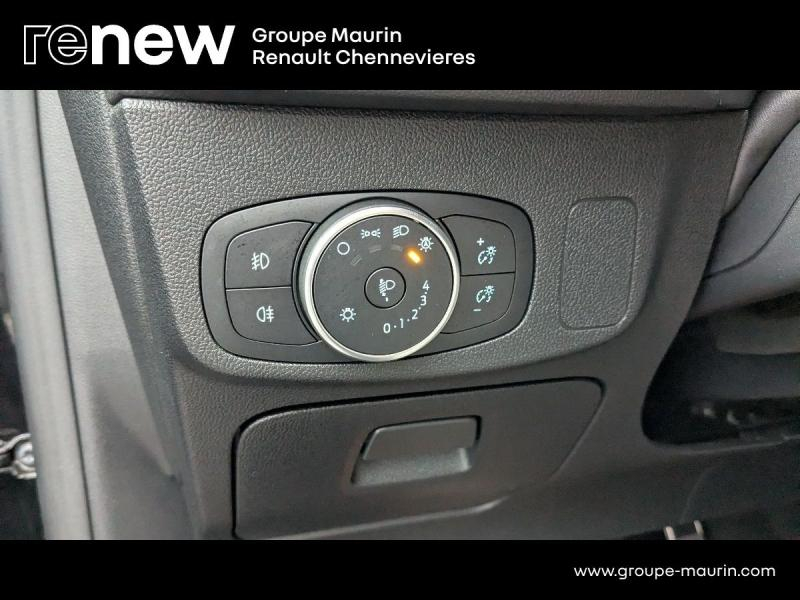 Photo 16 de l’annonce de FORD Focus d’occasion à vendre à CHENNEVIÈRES-SUR-MARNE