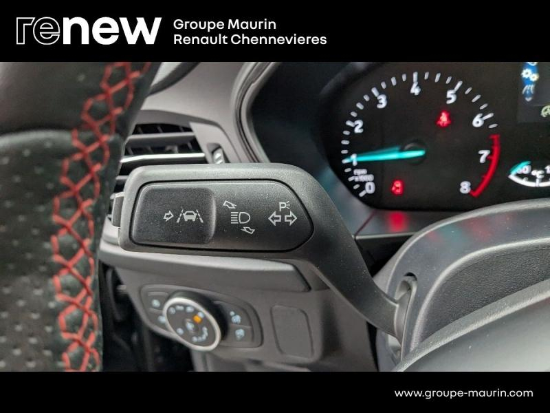 Photo 17 de l’annonce de FORD Focus d’occasion à vendre à CHENNEVIÈRES-SUR-MARNE