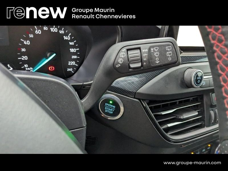 Photo 18 de l’annonce de FORD Focus d’occasion à vendre à CHENNEVIÈRES-SUR-MARNE