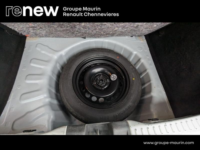 Photo 12 de l’annonce de DACIA Sandero d’occasion à vendre à CHENNEVIÈRES-SUR-MARNE