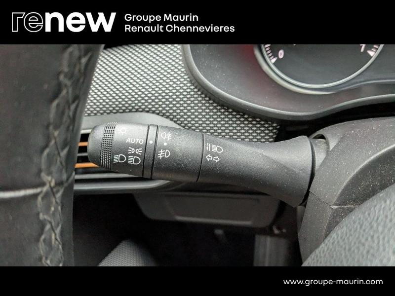 Photo 16 de l’annonce de DACIA Sandero d’occasion à vendre à CHENNEVIÈRES-SUR-MARNE