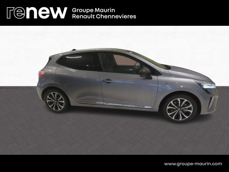 Photo 4 de l’annonce de RENAULT Clio d’occasion à vendre à CHENNEVIÈRES-SUR-MARNE