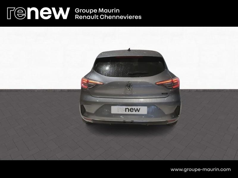 Photo 6 de l’annonce de RENAULT Clio d’occasion à vendre à CHENNEVIÈRES-SUR-MARNE