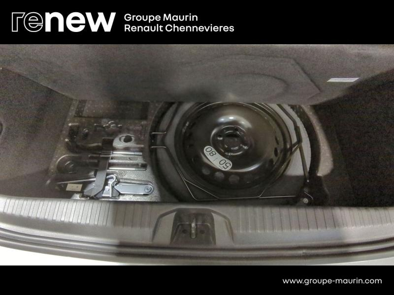 Photo 11 de l’annonce de RENAULT Clio d’occasion à vendre à CHENNEVIÈRES-SUR-MARNE