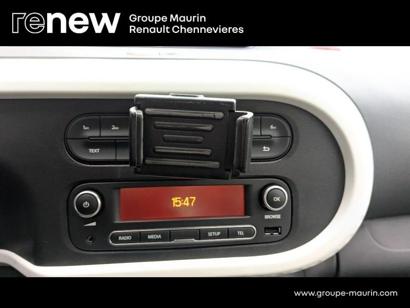 Photo 19 de l’annonce de RENAULT Twingo d’occasion à vendre à CHENNEVIÈRES-SUR-MARNE