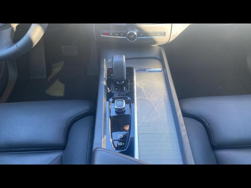 Photo 14 de l’annonce de VOLVO XC60 d’occasion à vendre à AIX-EN-PROVENCE