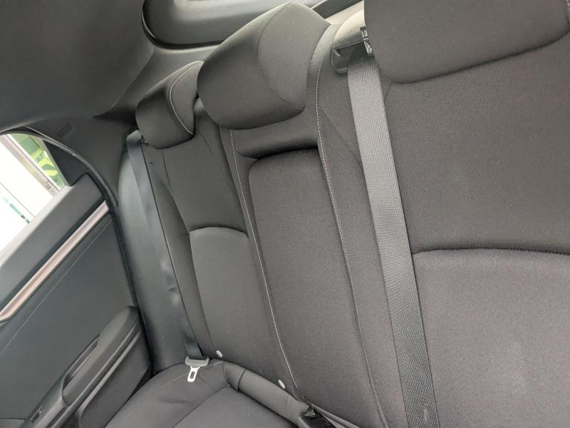 Photo 12 de l’annonce de HONDA Civic d’occasion à vendre à SPÉCIALISTE