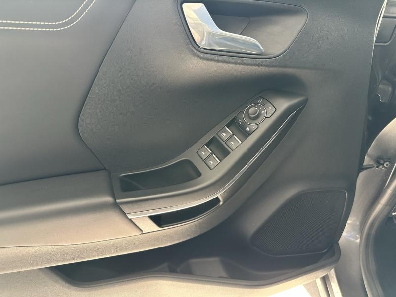 Photo 13 de l’annonce de FORD Puma d’occasion à vendre à ORANGE