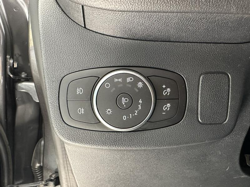 Photo 15 de l’annonce de FORD Puma d’occasion à vendre à ORANGE