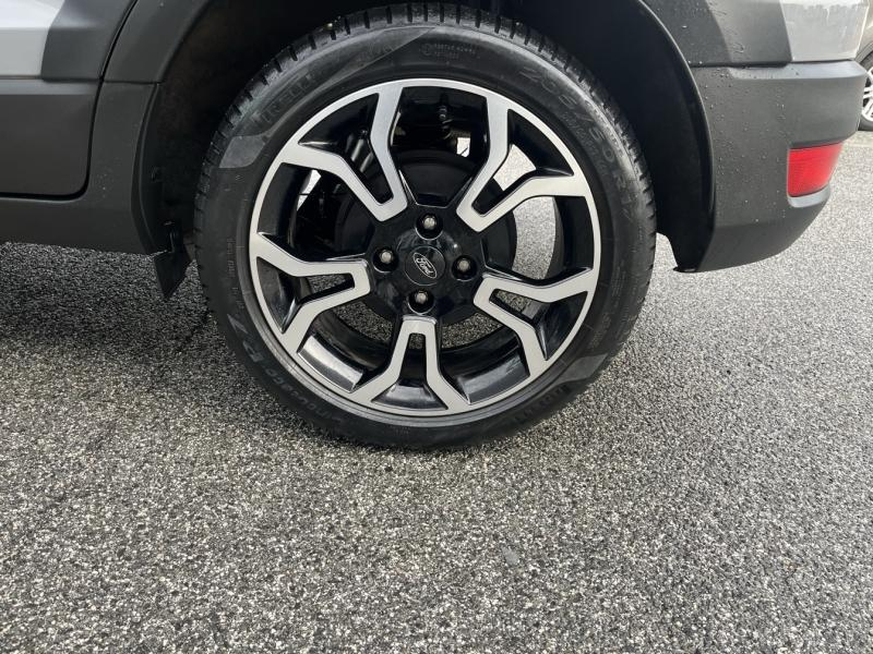 Photo 10 de l’annonce de FORD EcoSport d’occasion à vendre à BRIGNOLES