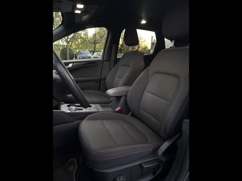 Photo 13 de l’annonce de FORD Kuga d’occasion à vendre à TOULON