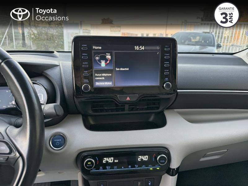 Photo 15 de l’annonce de TOYOTA Yaris d’occasion à vendre à LE CRÈS