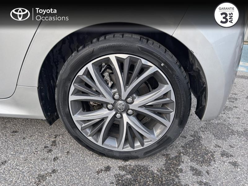 Photo 16 de l’annonce de TOYOTA Yaris d’occasion à vendre à LE CRÈS