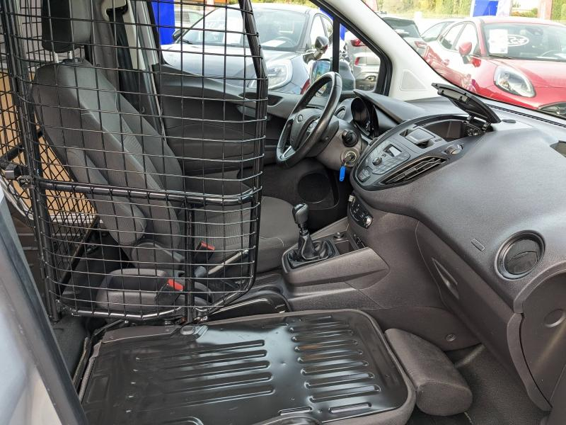 Photo 11 de l’annonce de FORD Transit Courier VUL d’occasion à vendre à AVIGNON