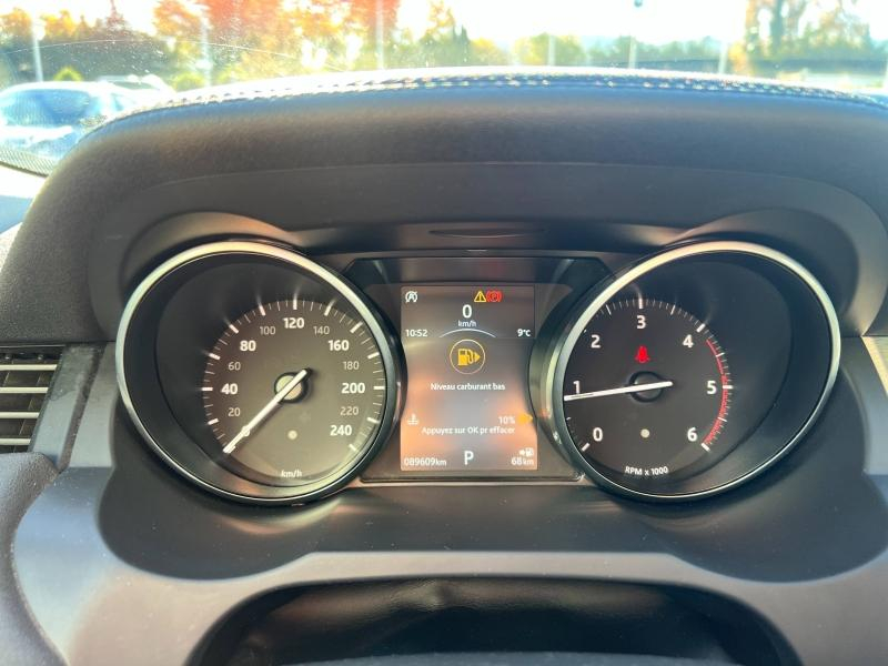 Photo 12 de l’annonce de LAND-ROVER Evoque d’occasion à vendre à AUBAGNE