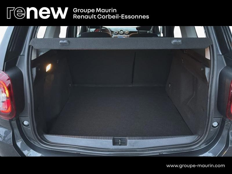 Photo 15 de l’annonce de DACIA Duster d’occasion à vendre à CORBEIL-ESSONNES