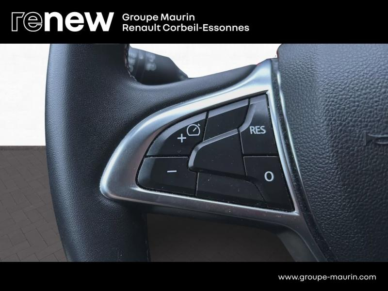 Photo 19 de l’annonce de DACIA Duster d’occasion à vendre à CORBEIL-ESSONNES