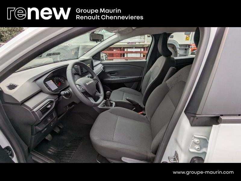 Photo 10 de l’annonce de DACIA Sandero d’occasion à vendre à CHENNEVIÈRES-SUR-MARNE