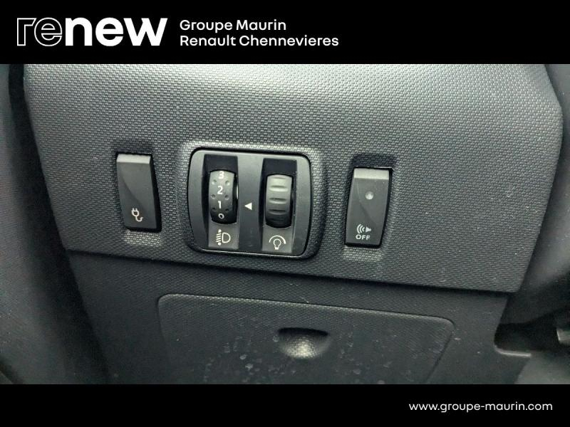 Photo 17 de l’annonce de RENAULT Zoe d’occasion à vendre à CHENNEVIÈRES-SUR-MARNE