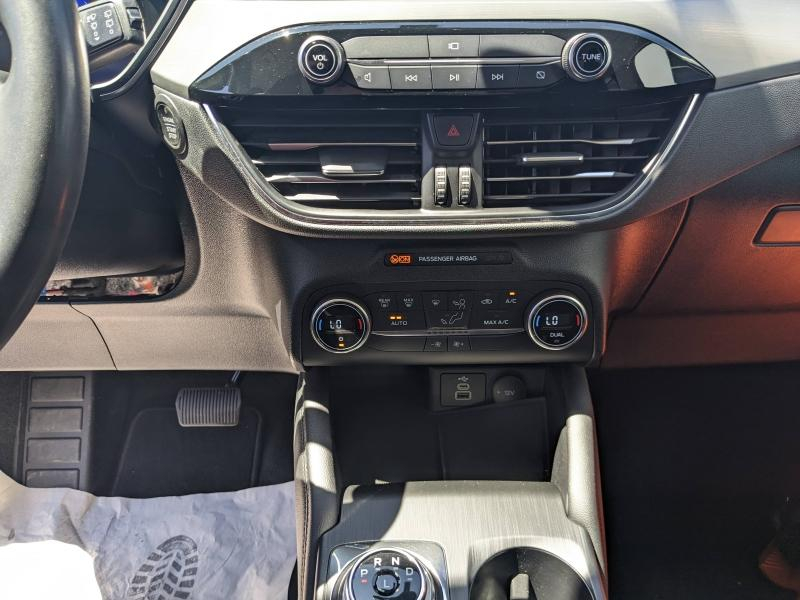 Photo 10 de l’annonce de FORD Kuga d’occasion à vendre à CARCASSONNE