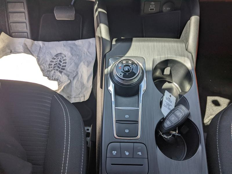 Photo 11 de l’annonce de FORD Kuga d’occasion à vendre à CARCASSONNE