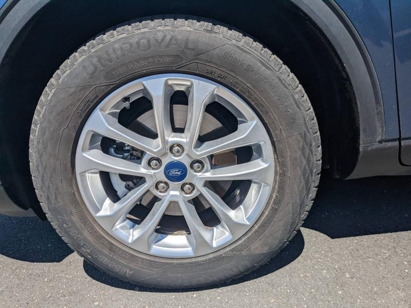 Photo 20 de l’annonce de FORD Kuga d’occasion à vendre à CARCASSONNE