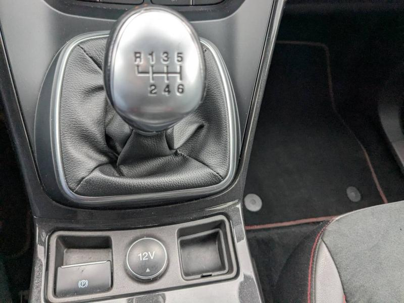 Photo 9 de l’annonce de FORD Kuga d’occasion à vendre à MARSEILLE