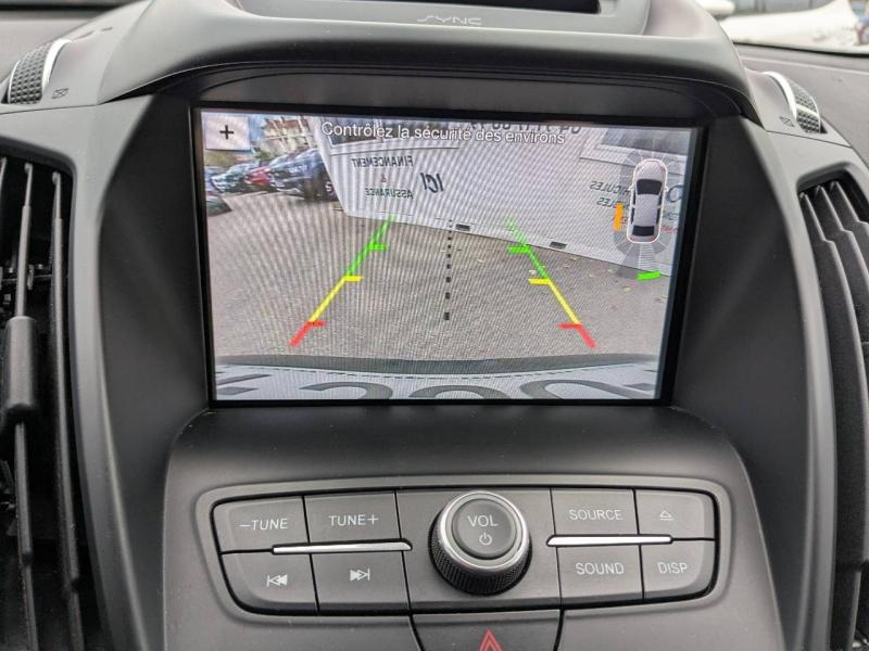 Photo 11 de l’annonce de FORD Kuga d’occasion à vendre à MARSEILLE